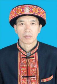 踔厉奋发向未来 访瑶医药非物质文化遗产传承人---赵衷民