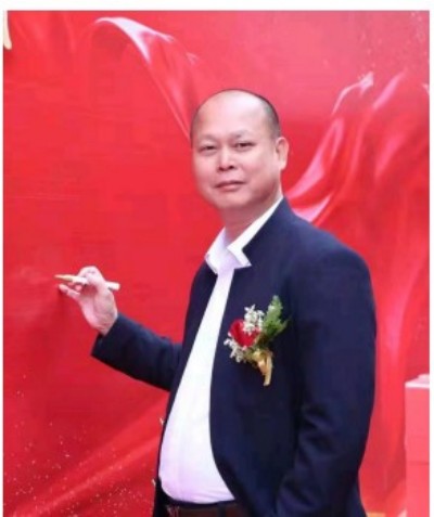 恭贺阳江市润兴润市场服务管理有限公司董事长林举献受聘央视在线直播网客座教授